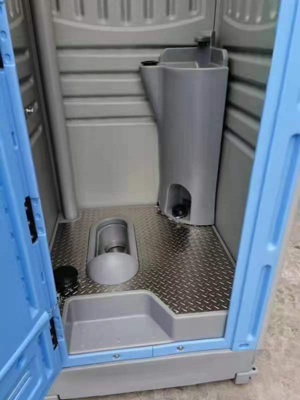塑料厕所